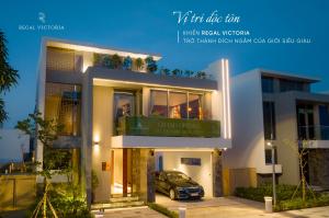 Biệt thự nghỉ dưỡng ven biển Đà Nẵng kề 2 sân Golf giá 35-38 tr/m2 gồm nhà 3 tầng và đất