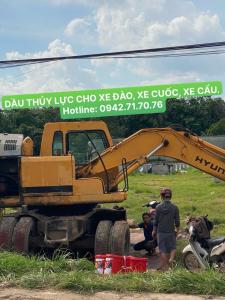 Nhớt 10, Dầu thủy lực AW68 cho Xe Cuốc, Xe Đào, Xe Nâng, Xe Công Trình.