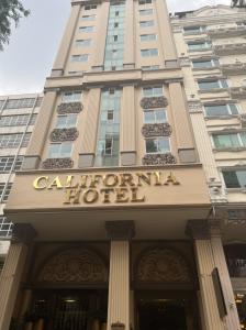 Bán khách sạn 4* California Hotel 52- 54 Thủ Khoa Huân P. Bến Thành, Quận 1, TPHCM, VN